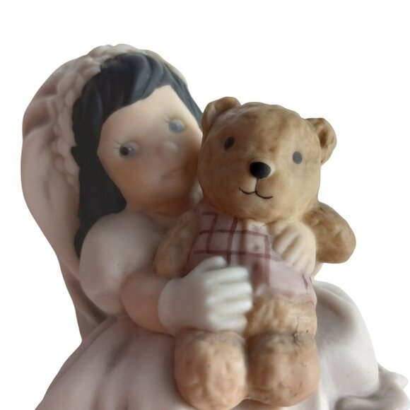 Precious Moments Love Bears All Things Figurine Bride Holding Teddy Bear 1995 - Picture 7 of 7